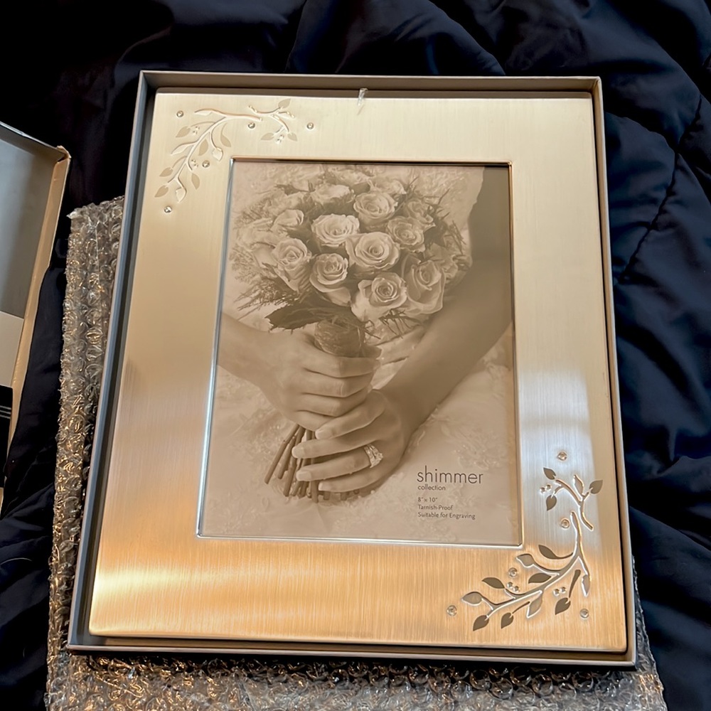 Reed & Barton 8" x 10" Shimmer Collection Picture Frame w/ Leaves & Stones